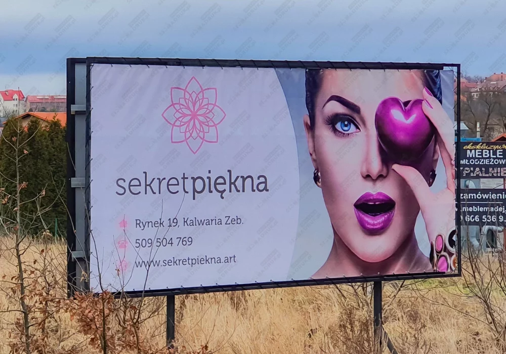 baner-reklamowy-na-tablicy-gabinet-kosmetyczny