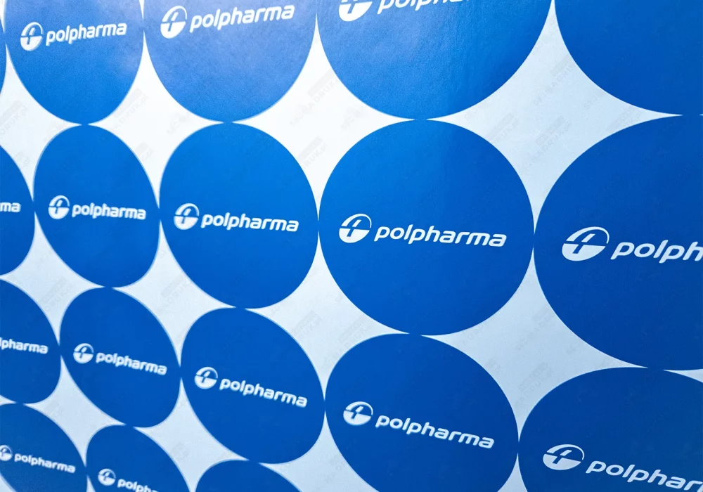 naklejki-logo-na-sztuki-branza-farmaceutyczna